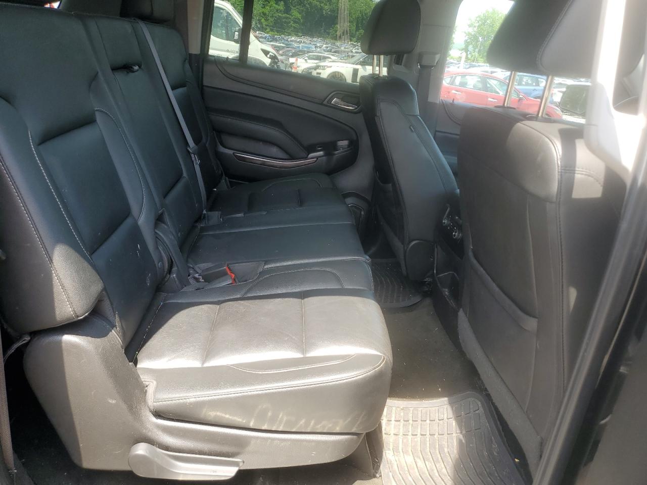 2017 Chevrolet Suburban K1500 Lt VIN: 1GNSKHKC0HR225039 Lot: 61748565
