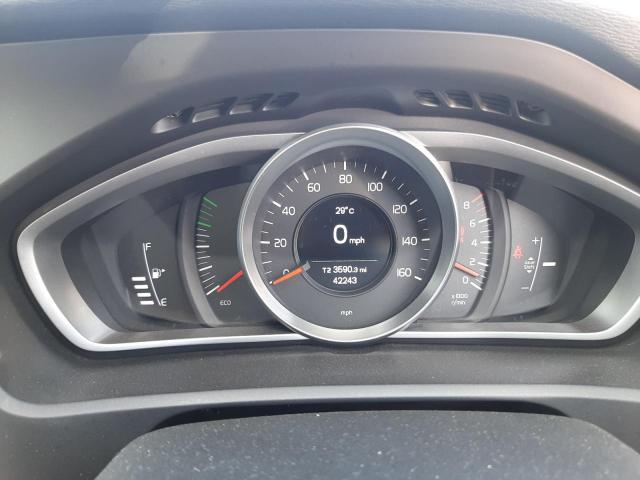 2015 VOLVO V40 ES T2