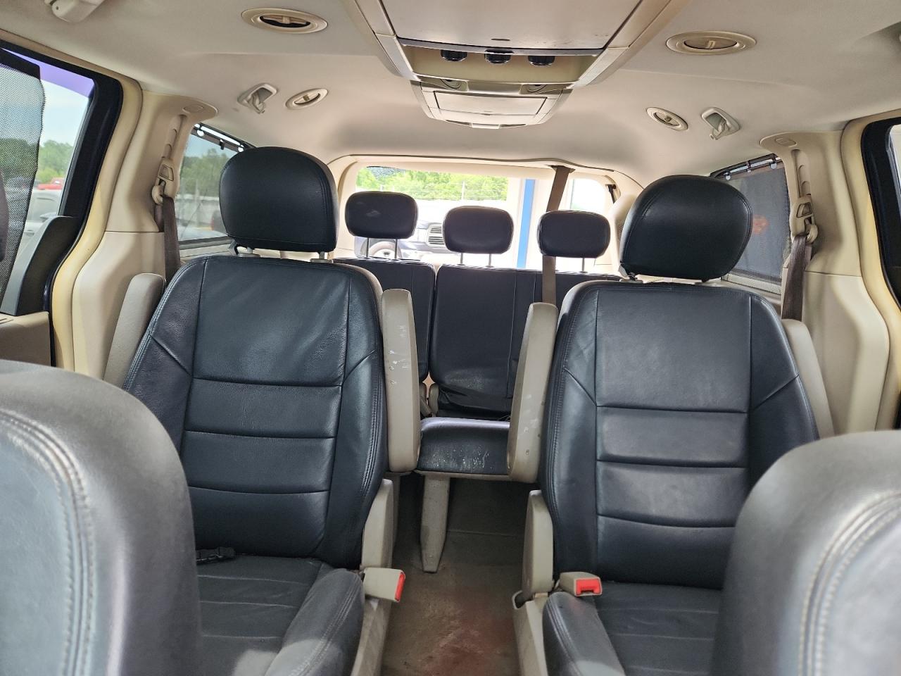 2009 Volkswagen Routan Se VIN: 2V8HW341X9R546575 Lot: 62554845