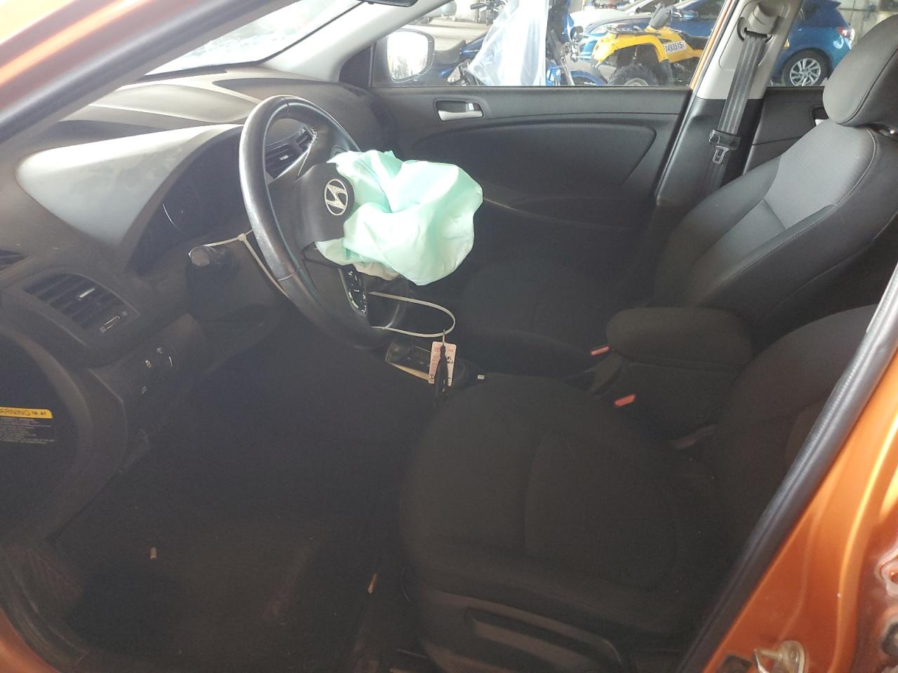 2015 Hyundai Accent Gls VIN: KMHCU5AE5FU217680 Lot: 92464295