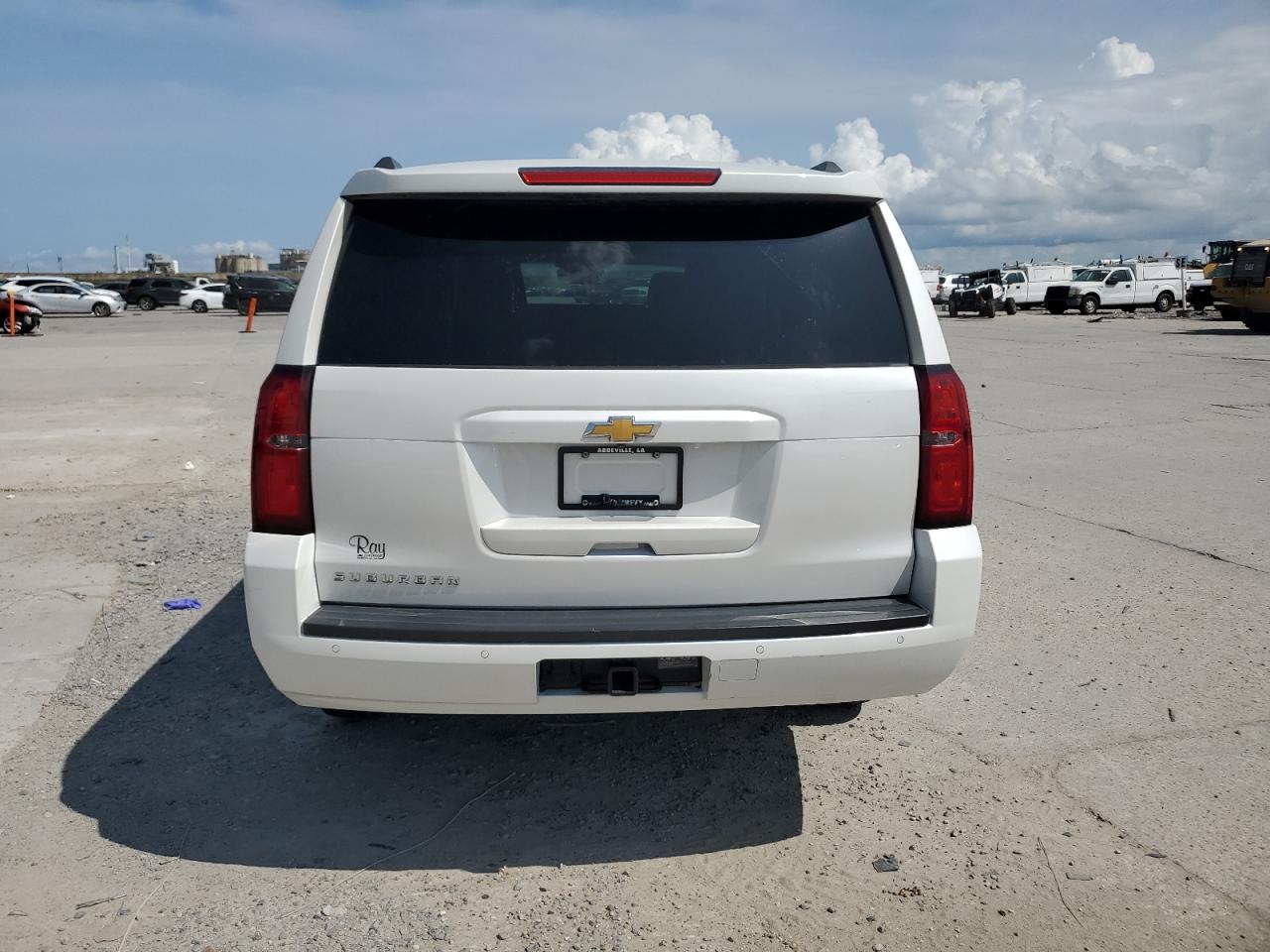 2019 Chevrolet Suburban C1500 Lt VIN: 1GNSCHKCXKR172144 Lot: 59328055