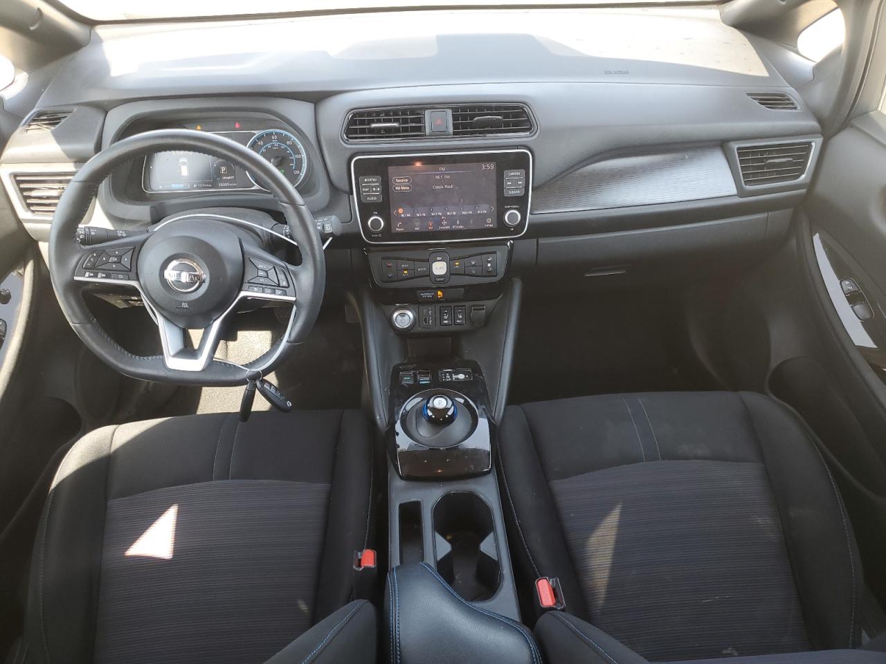 1N4AZ1CV0MC553765 NISSAN LEAF 2021