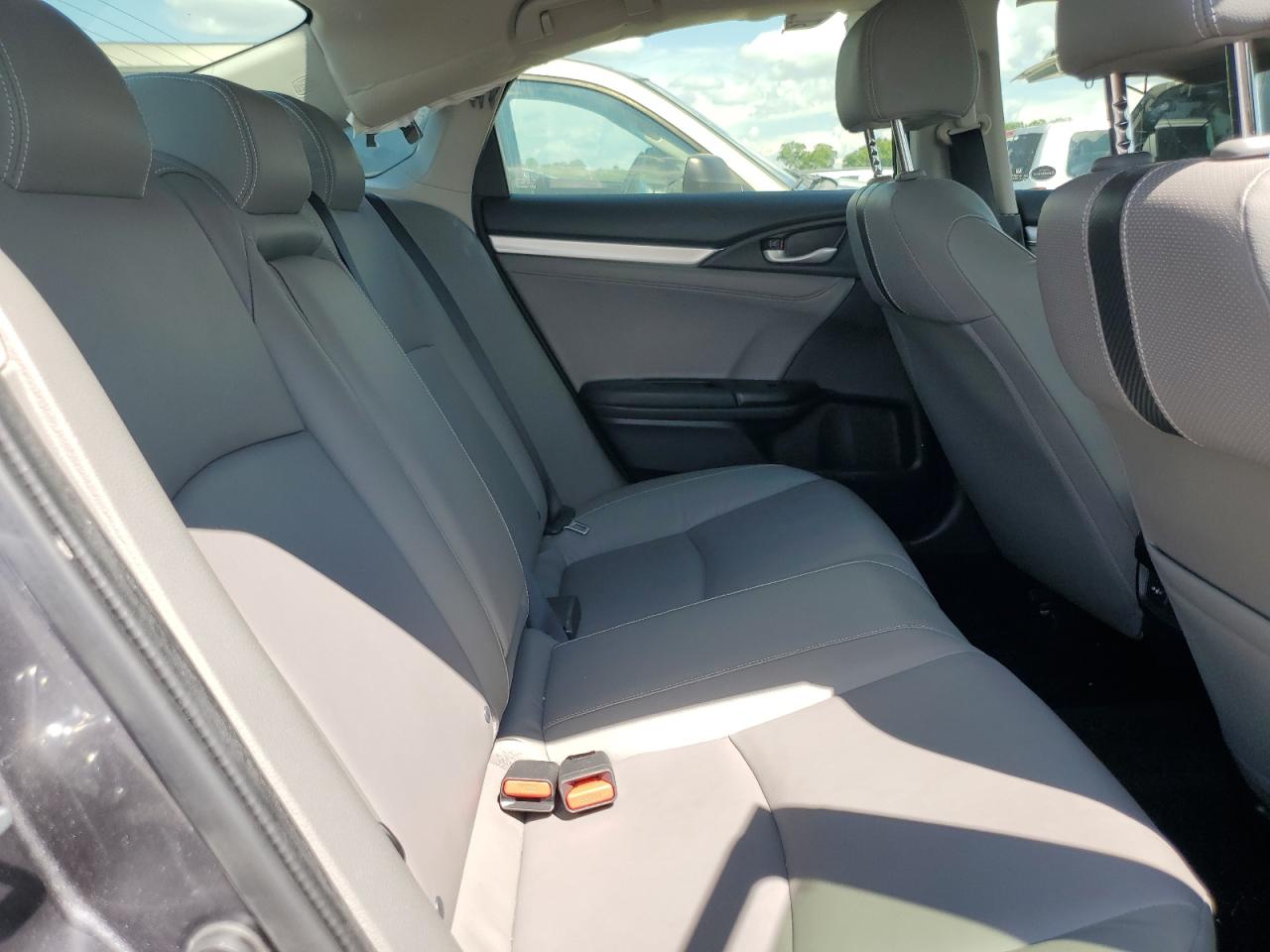 2018 Honda Civic Touring VIN: JHMFC1F94JX026461 Lot: 62215545