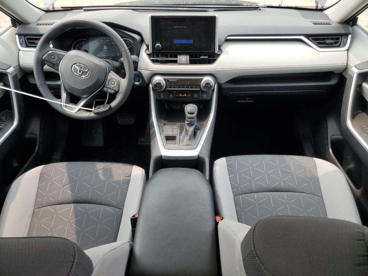 2T3P1RFV4RC471176 TOYOTA RAV4 2024