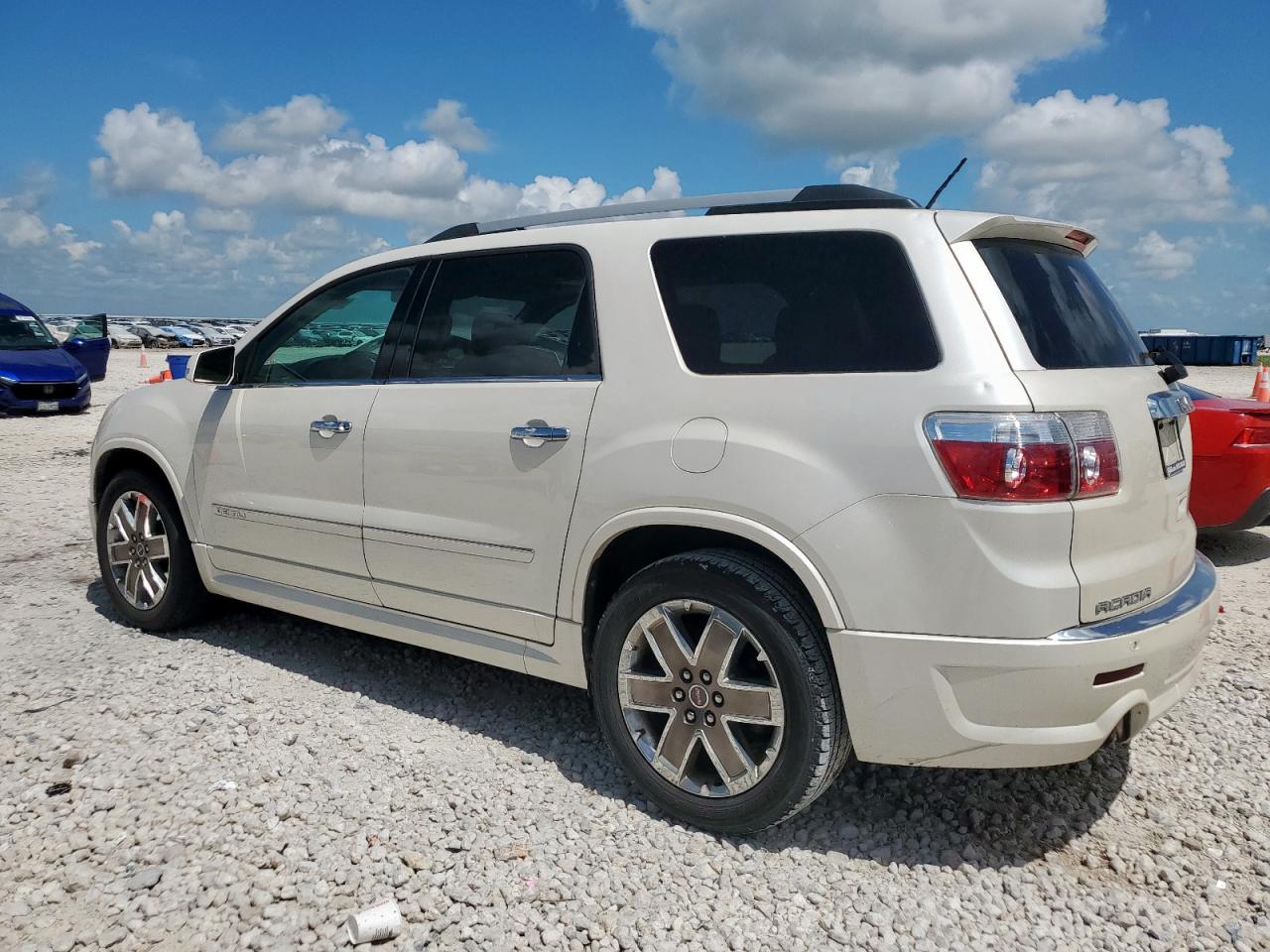 GMC ACADIA DEN 2011 VIN 1GKKRTED7BJ355972 zdjęcie 2
