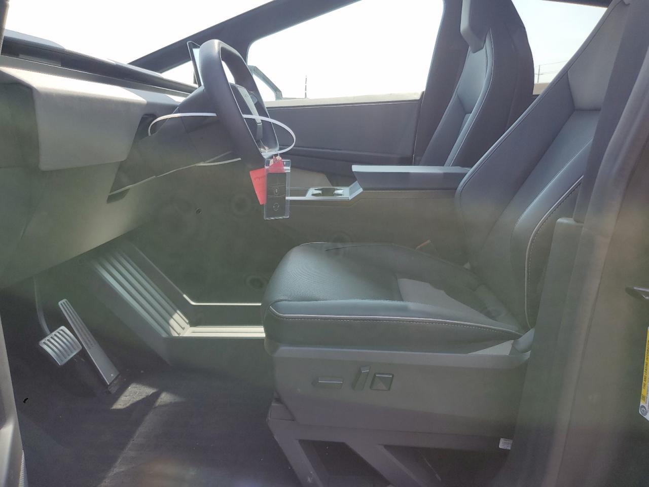 2024 Tesla Cybertruck VIN: 7G2CEHED5RA035120 Lot: 60296035