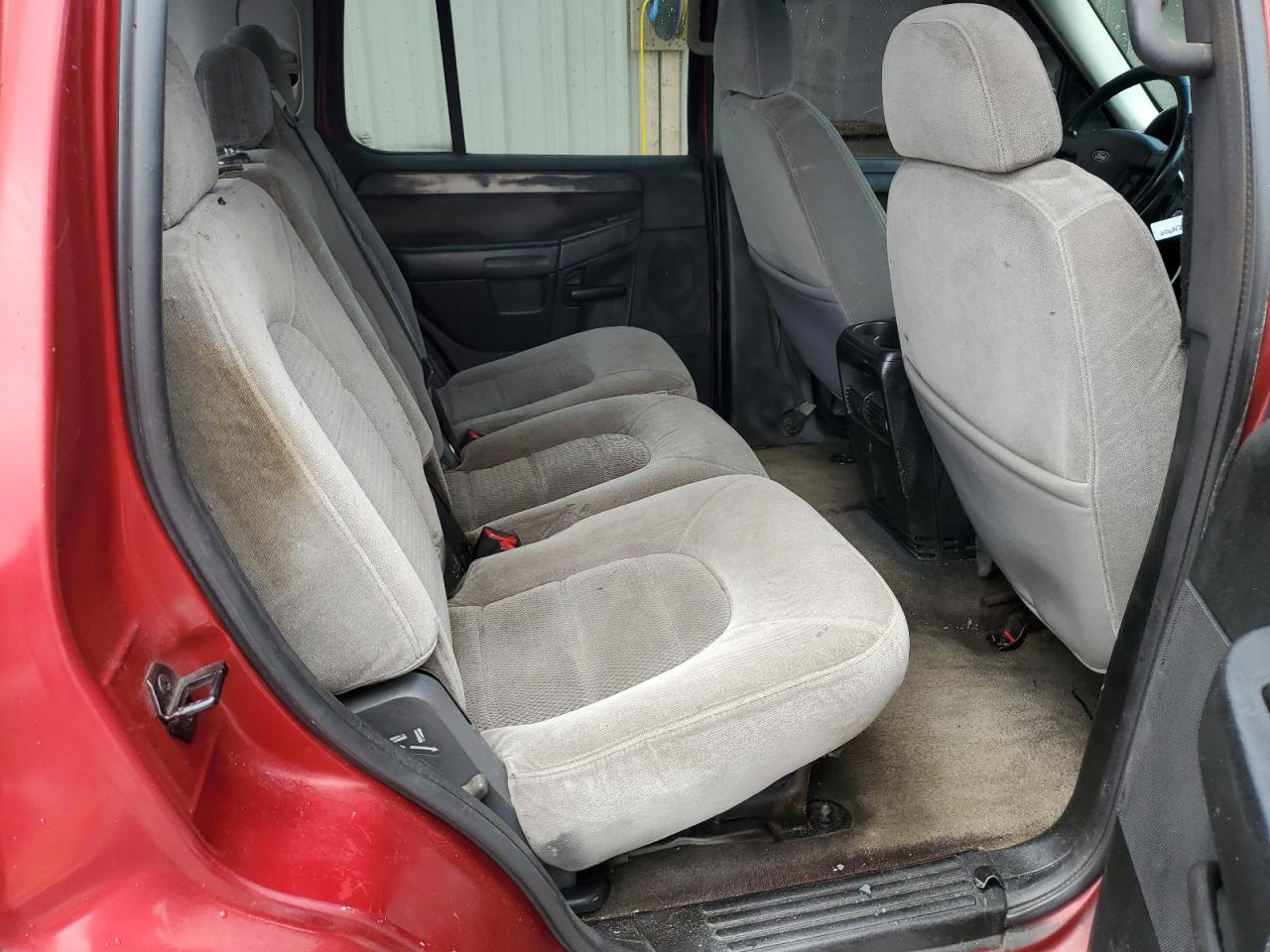 2004 Ford Explorer Xlt VIN: 1FMZU63K74UC01870 Lot: 61060475