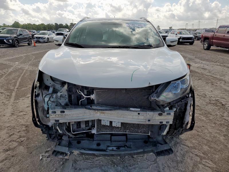  NISSAN ROGUE 2017 Белый