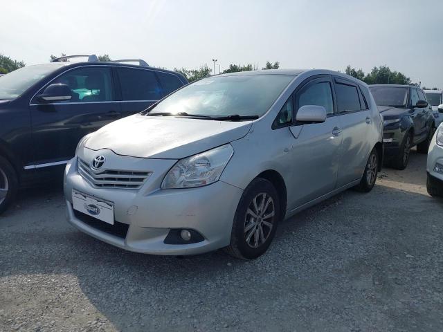 TOYOTA VERSO TR D 2010