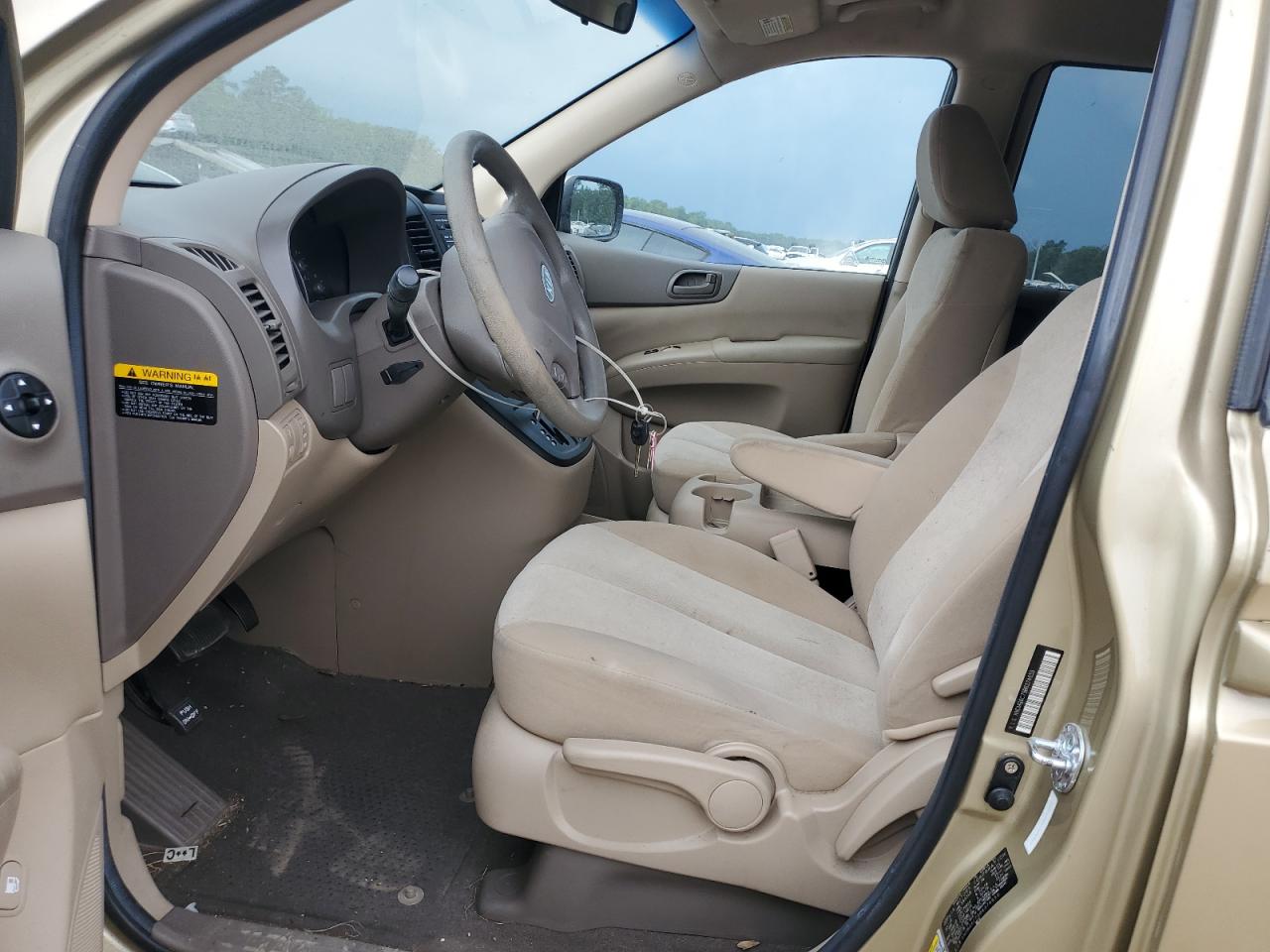 2011 Kia Sedona Lx VIN: KNDMG4C79B6374653 Lot: 60422335