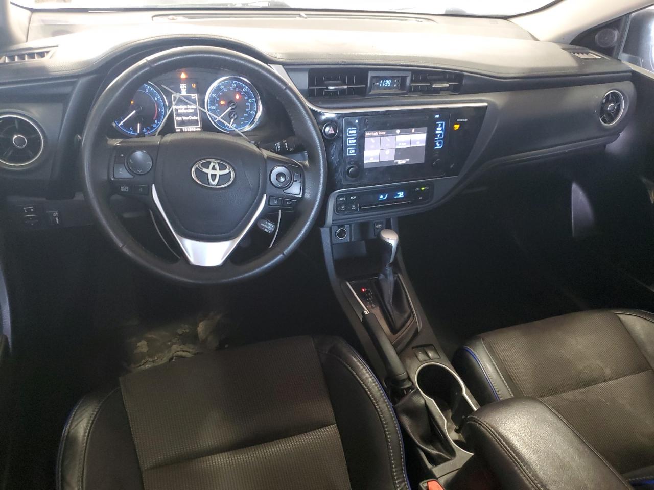 2T1BURHE8HC824993 TOYOTA COROLLA 2017