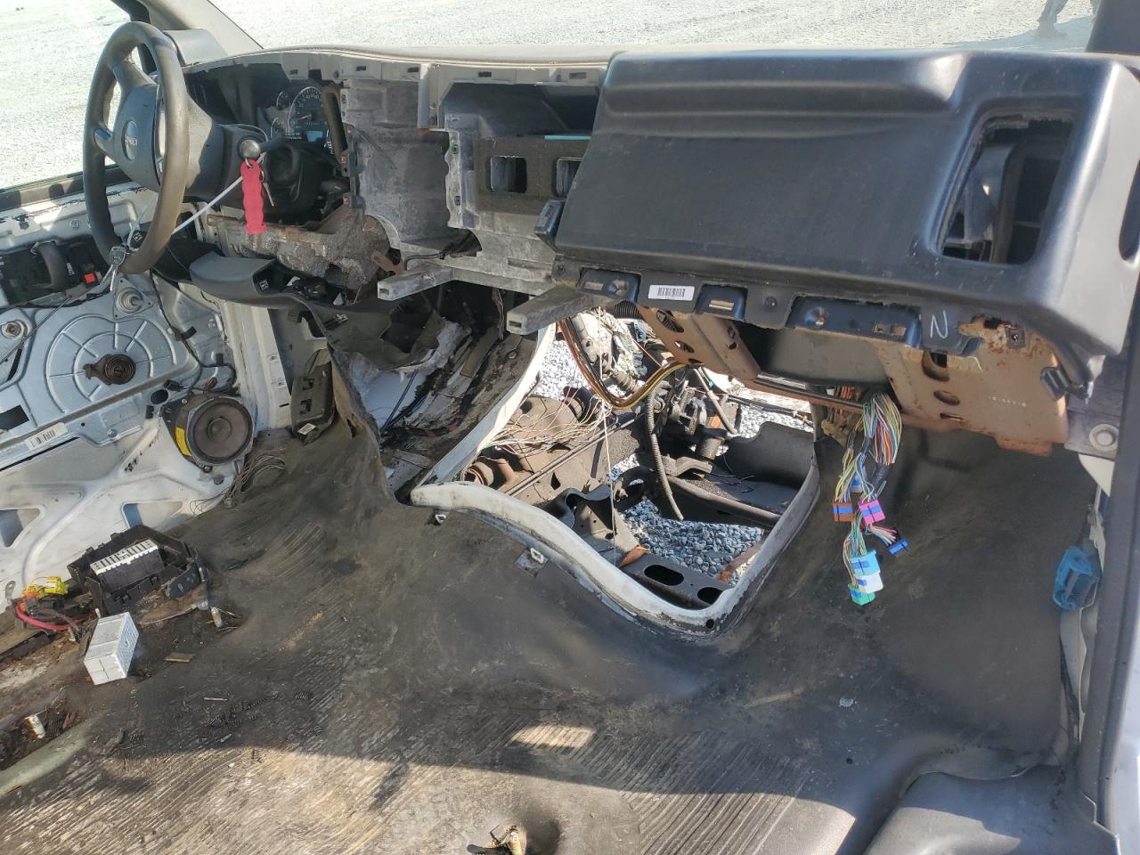 2008 GMC Savana Cutaway G3500 VIN: 1GDGG31C081913735 Lot: 62401585