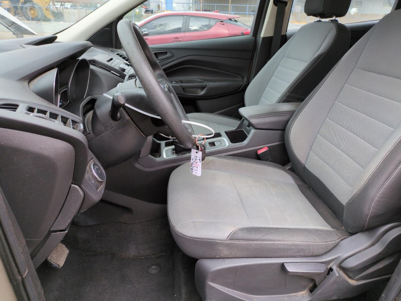 1FMCU0F72HUD25951 FORD ESCAPE 2017