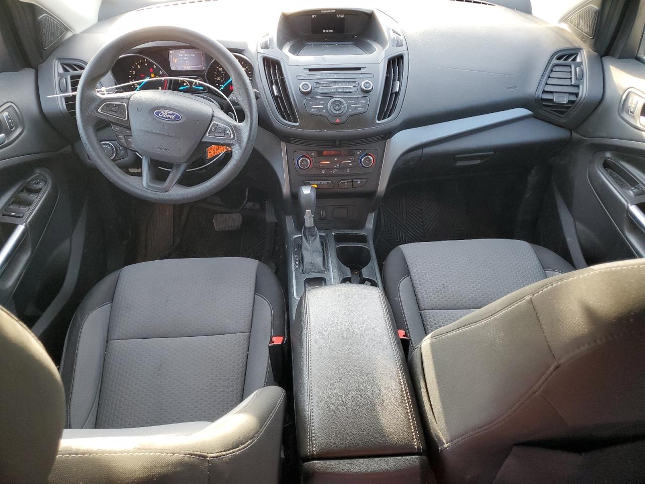 1FMCU0G95HUB46688 FORD ESCAPE 2017