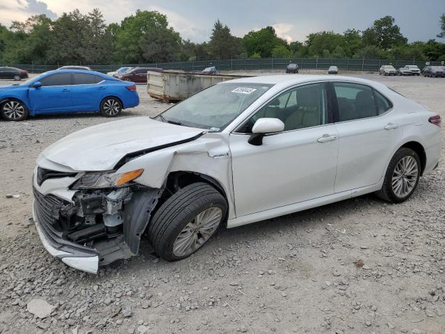  TOYOTA CAMRY 2020 Белы
