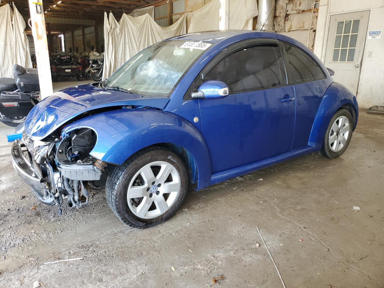 2007 Volkswagen New Beetle 2.5L Option Package 1 продається в Madisonville, TN - Front End