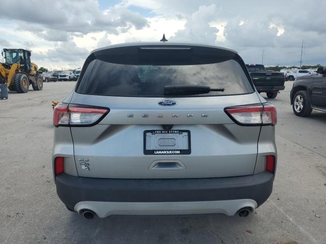  FORD ESCAPE 2021 Srebrny