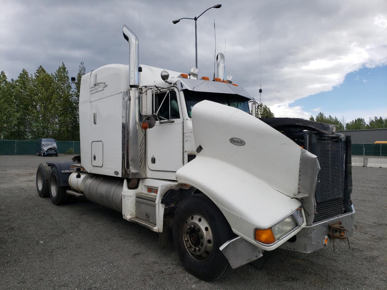 1994 Peterbilt 377 Semi Truck for Sale in Anchorage, AK - Front End