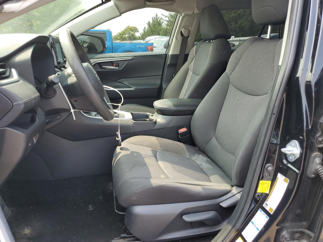 JTMP1RFV8KJ001784 TOYOTA RAV4 2019
