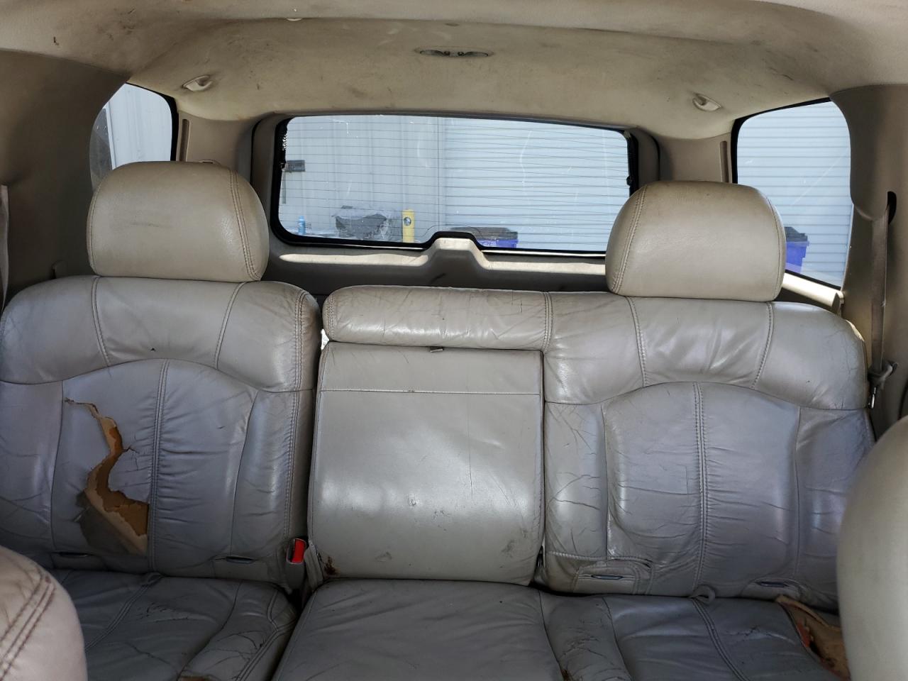 2002 Chevrolet Tahoe K1500 VIN: 1GNEK13Z62R315584 Lot: 61792185