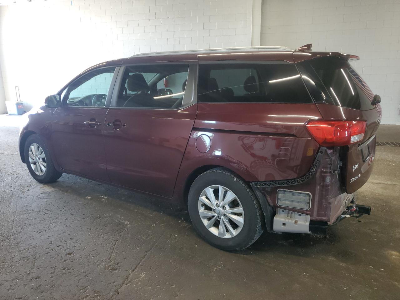 KIA All Models 2016 VIN KNDMB5C19G6092715 zdjęcie 2