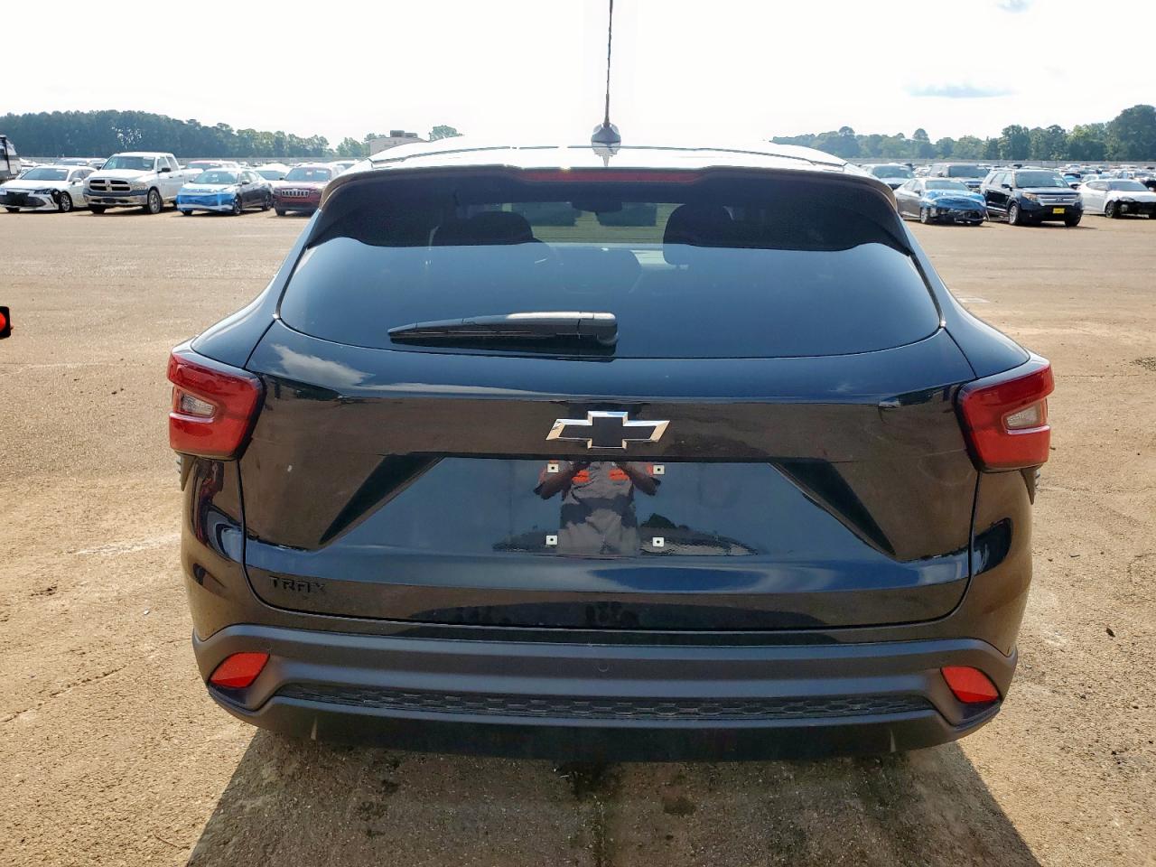 2025 Chevrolet Trax Ls VIN: KL77LFEP9SC044852 Lot: 59376595
