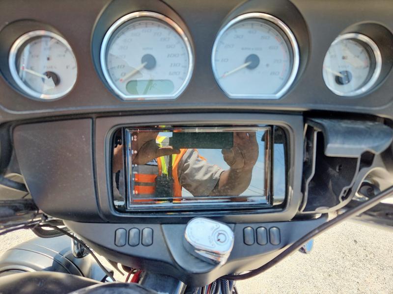  HARLEY-DAVIDSON FL 2016 Чорний
