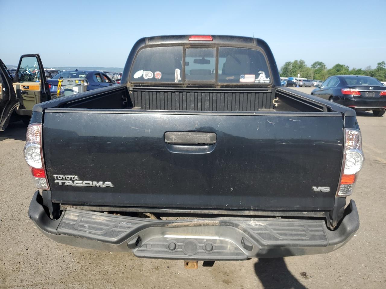 2013 Toyota Tacoma Double Cab VIN: 5TFLU4EN3DX057674 Lot: 62068805