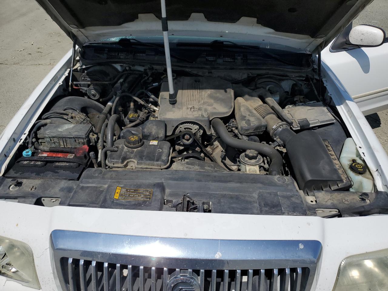 2011 Mercury Grand Marquis Ls VIN: 2MEBM7FV2BX611191 Lot: 61874125