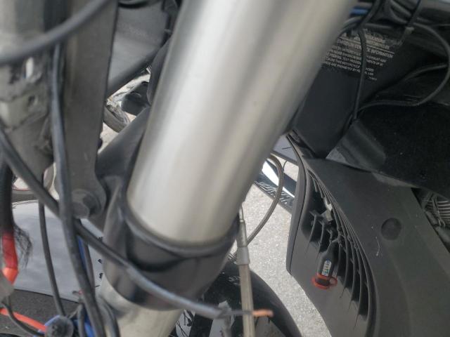 2011 VICTORY MOTORCYCLES CROSS COUNTRY STANDARD  