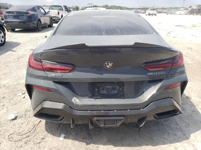  BMW M8 2021 Szary