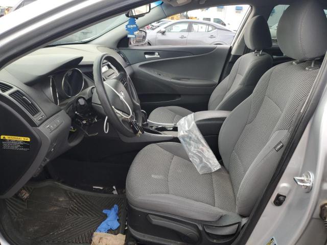  HYUNDAI SONATA 2013 Серебристый