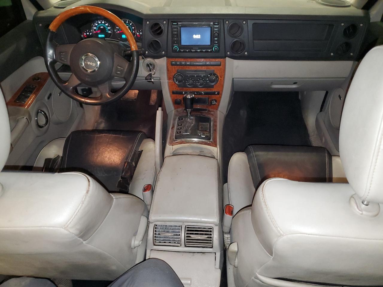 2007 Jeep Commander Overland VIN: 1J8HG68237C610869 Lot: 59824675