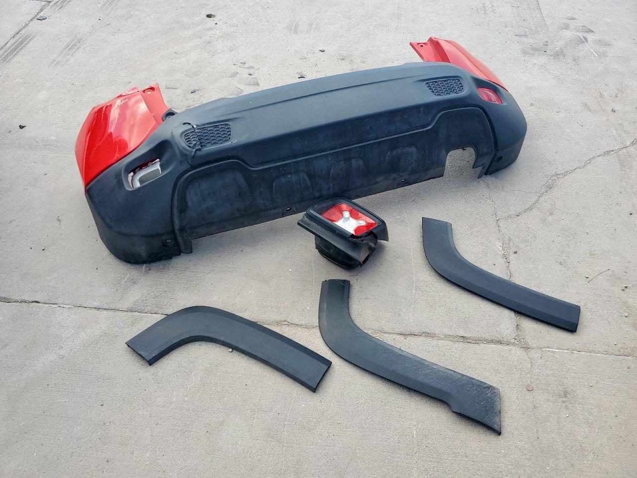 2019 Jeep Renegade Latitude VIN: ZACNJABB1KPK19549 Lot: 62190435