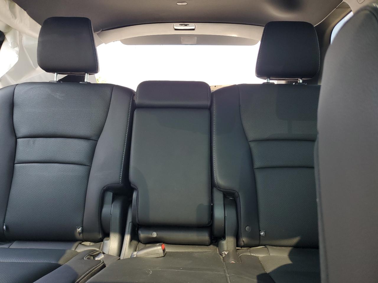 2023 Honda Passport Exl VIN: 5FNYF8H52PB008094 Lot: 61858495