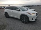 2018 Toyota Highlander Le продається в Earlington, KY - Hail