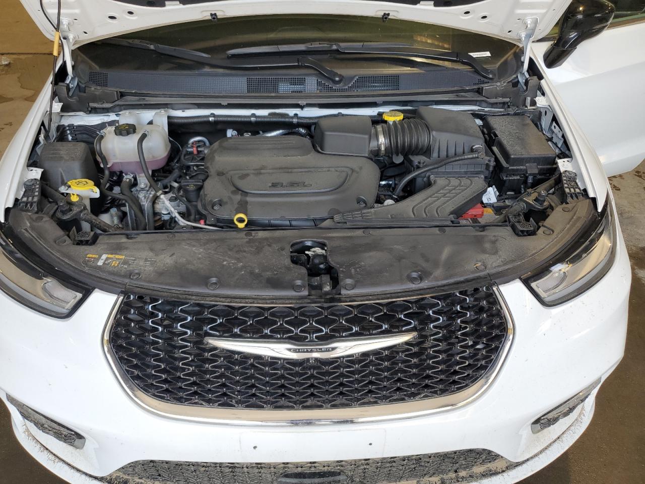 2024 Chrysler Pacifica Touring L VIN: 2C4RC1BG6RR164113 Lot: 60926035