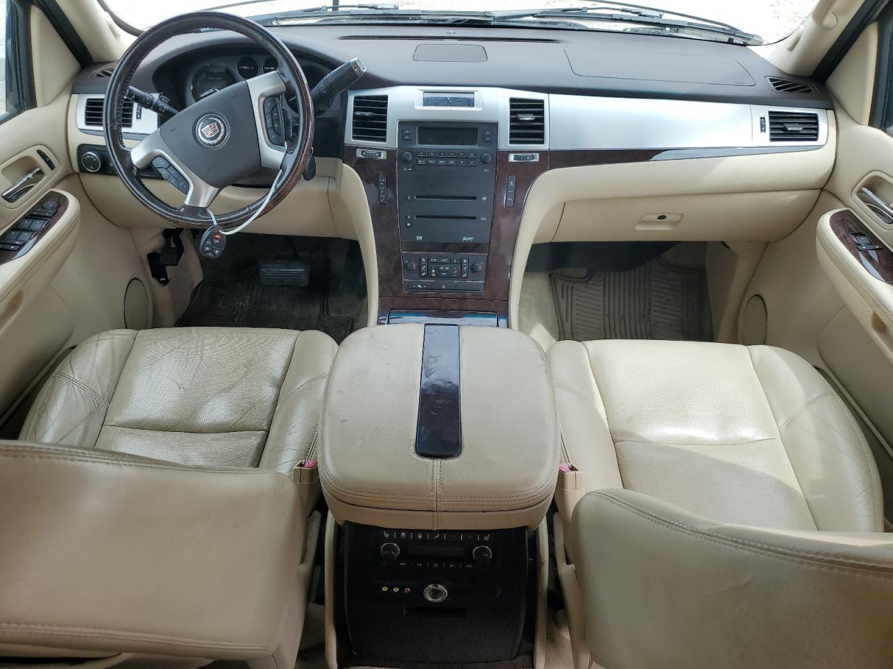 2007 Cadillac Escalade Luxury VIN: 1GYFK63887R216168 Lot: 61551335