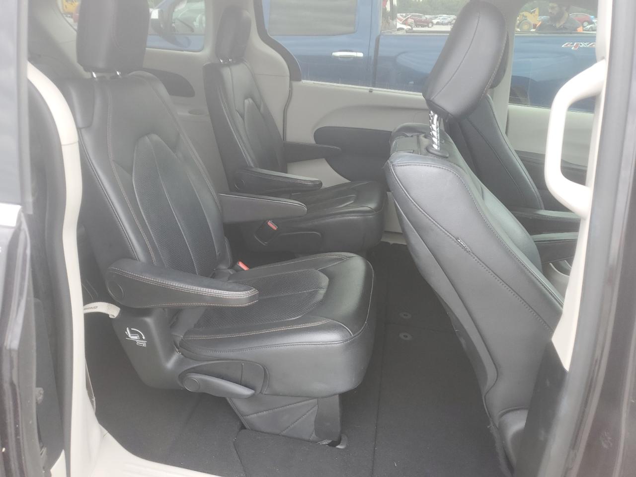 2017 Chrysler Pacifica Touring L Plus VIN: 2C4RC1EG2HR763617 Lot: 61996535