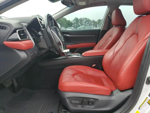  TOYOTA CAMRY 2019 Biały
