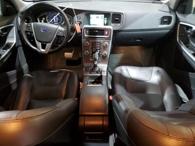 Crossovers VOLVO V60 2016 Granatowy