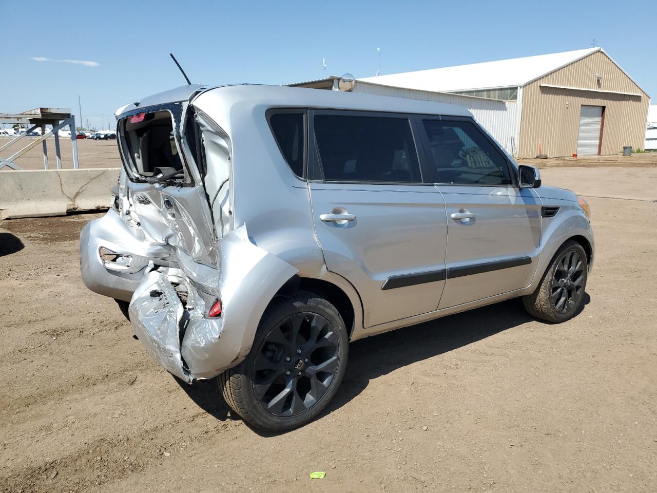 KIA SOUL 2012 VIN KNDJT2A69C7453815 photo 3