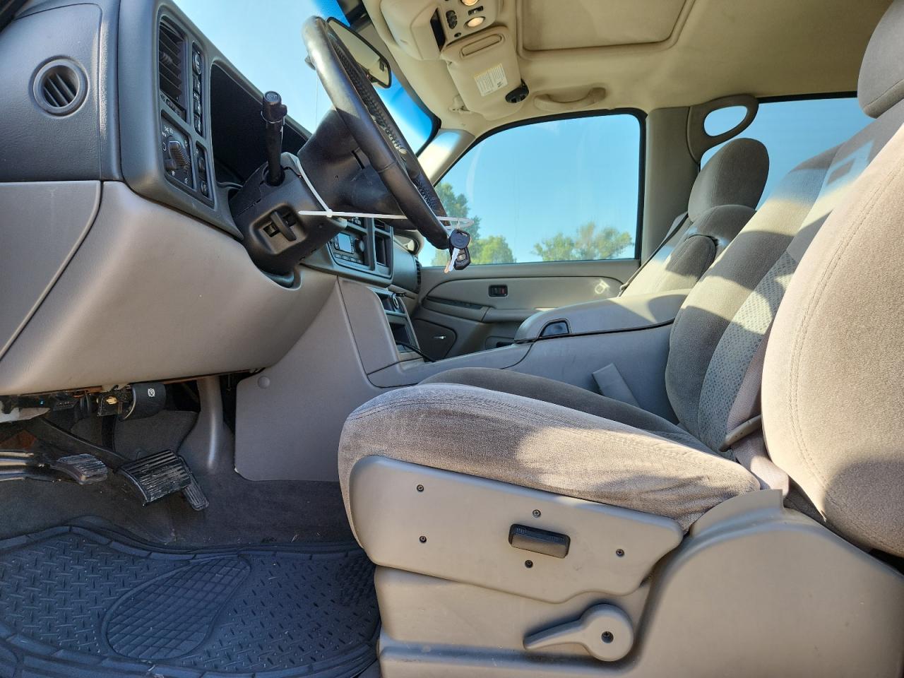 2005 Chevrolet Avalanche K1500 VIN: 3GNEK12Z15G171156 Lot: 61857855