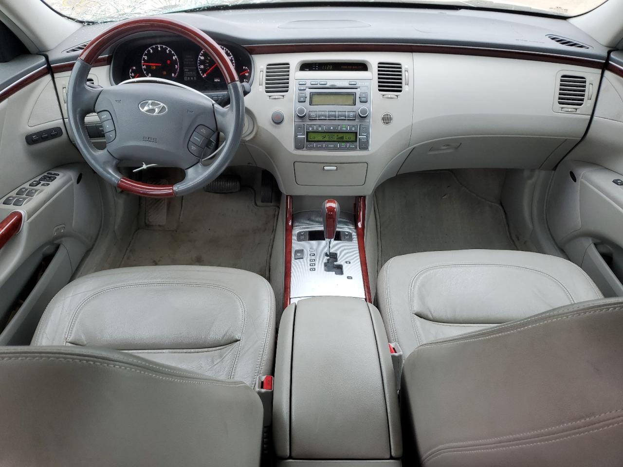 2007 Hyundai Azera Se VIN: KMHFC46FX7A240385 Lot: 60710185