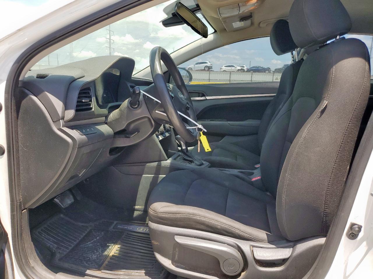 2019 Hyundai Elantra Sel VIN: 5NPD84LF4KH492412 Lot: 62066375