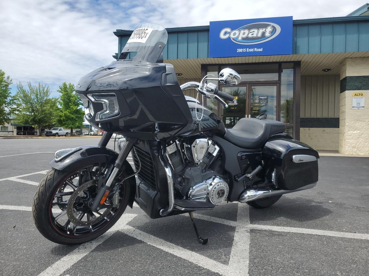 INDIAN MOTORCYCLE CO. CHALLENGER 2023 VIN 56KLCARR8P3416408 zdjęcie 3