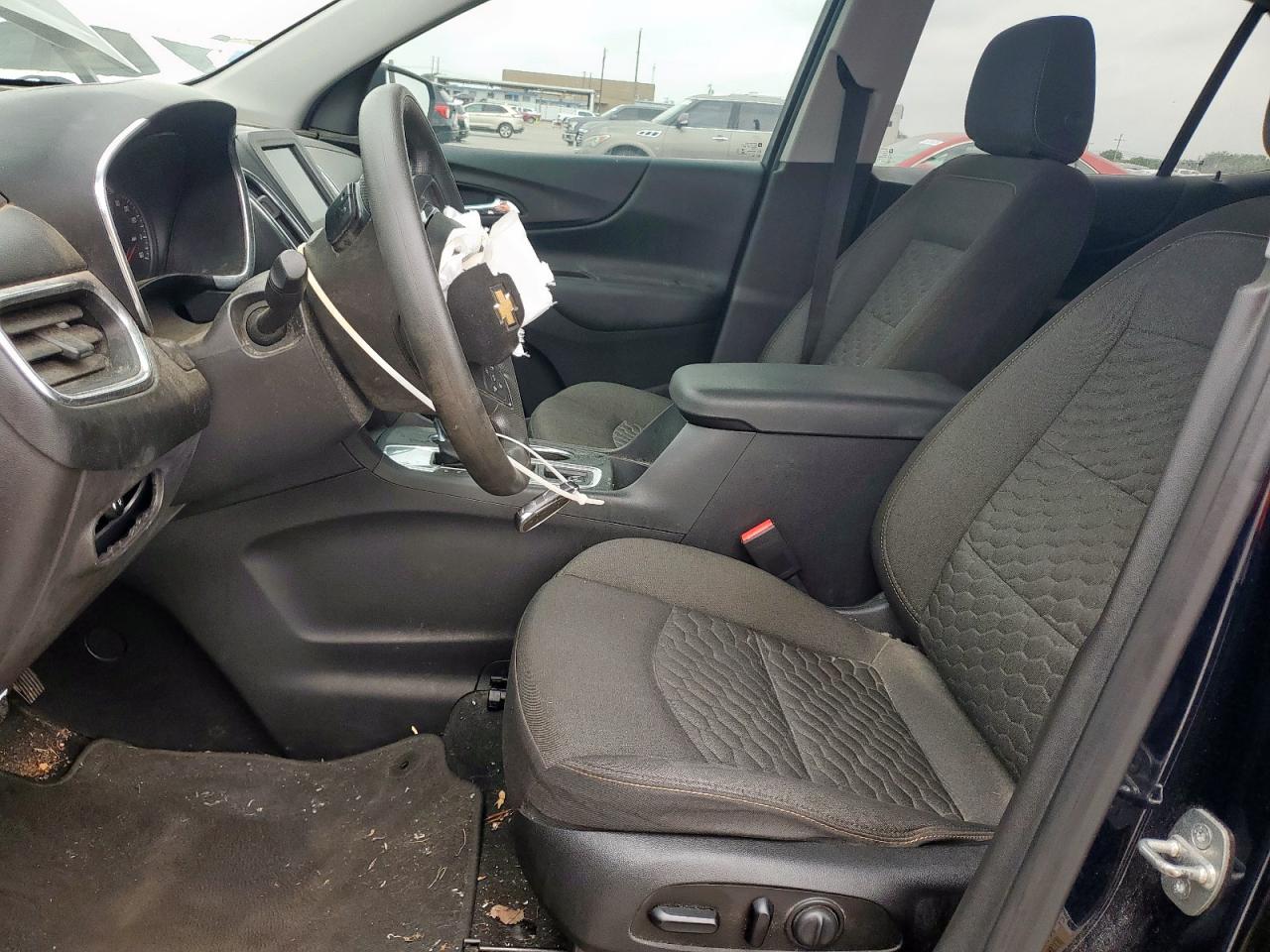 3GNAXKEV9LS666519 CHEVROLET EQUINOX 2020