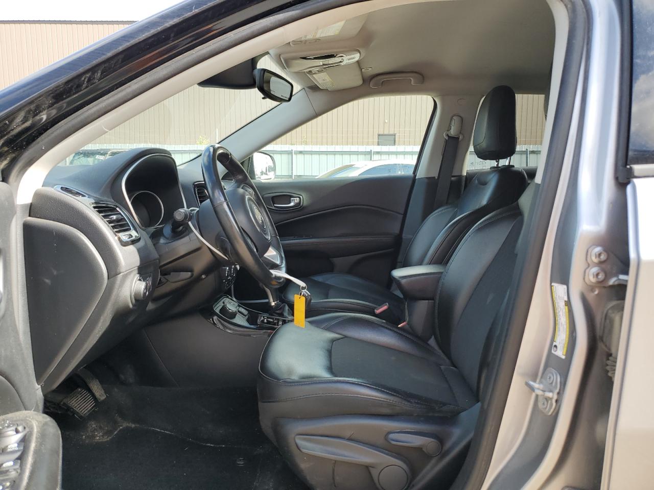 2018 Jeep Compass Latitude VIN: 3C4NJDBB1JT304175 Lot: 62950075