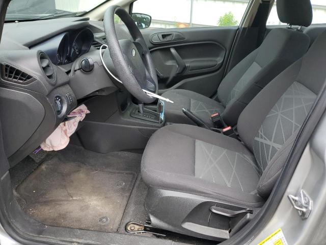  FORD FIESTA 2015 Silver