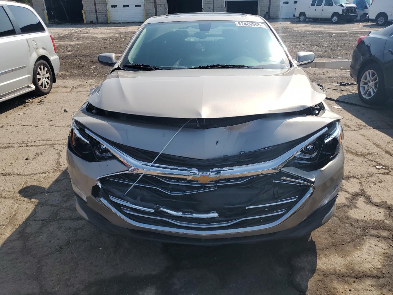 CHEVROLET MALIBU 2022 VIN 1G1ZD5ST1NF140894 photo 5